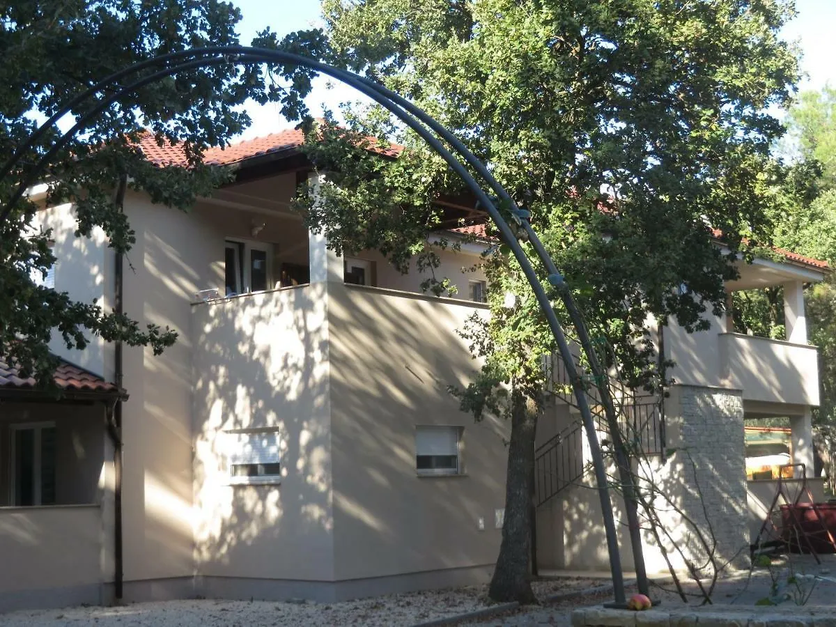 Apartments Domino Pakoštane