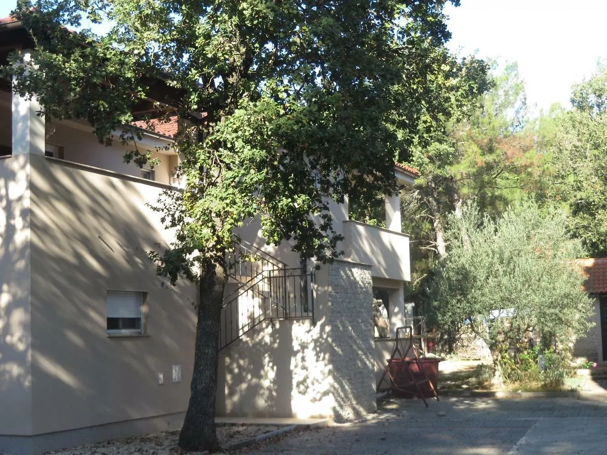 Apartments Domino Pakoštane
